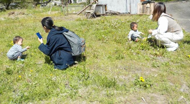 （写真）子育て支援センターあさひな（事業の様子）