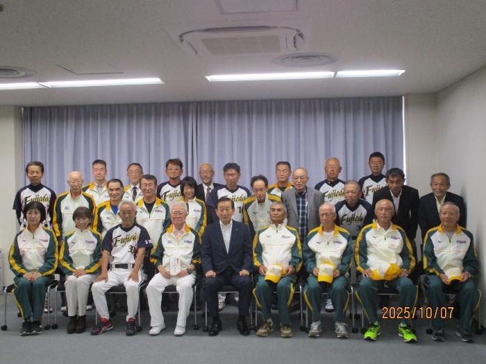 ねんりんぴっくはばたけ鳥取2024選手団壮行会