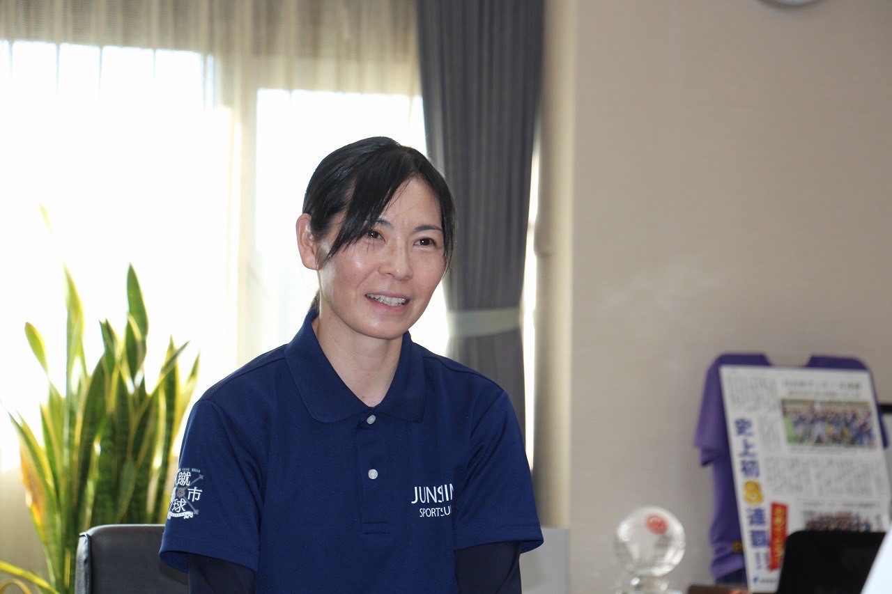 活動内容等を報告する渡邉理事長