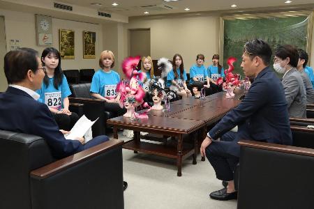 フリーエース美容学校の表敬訪問