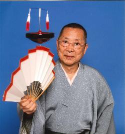 江戸曲独楽芸師 やなぎ南玉