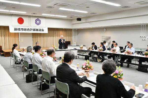 第1回総合計画審議会の様子