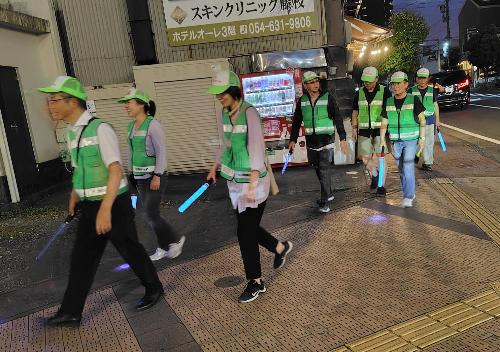 令和7年6月27日駅周辺パトロール2