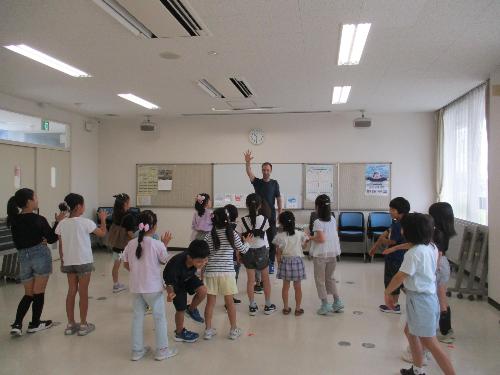 英語でLET'S PARTY2