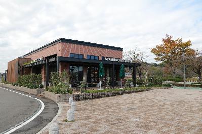 スターバックス藤枝蓮華寺池公園店の写真