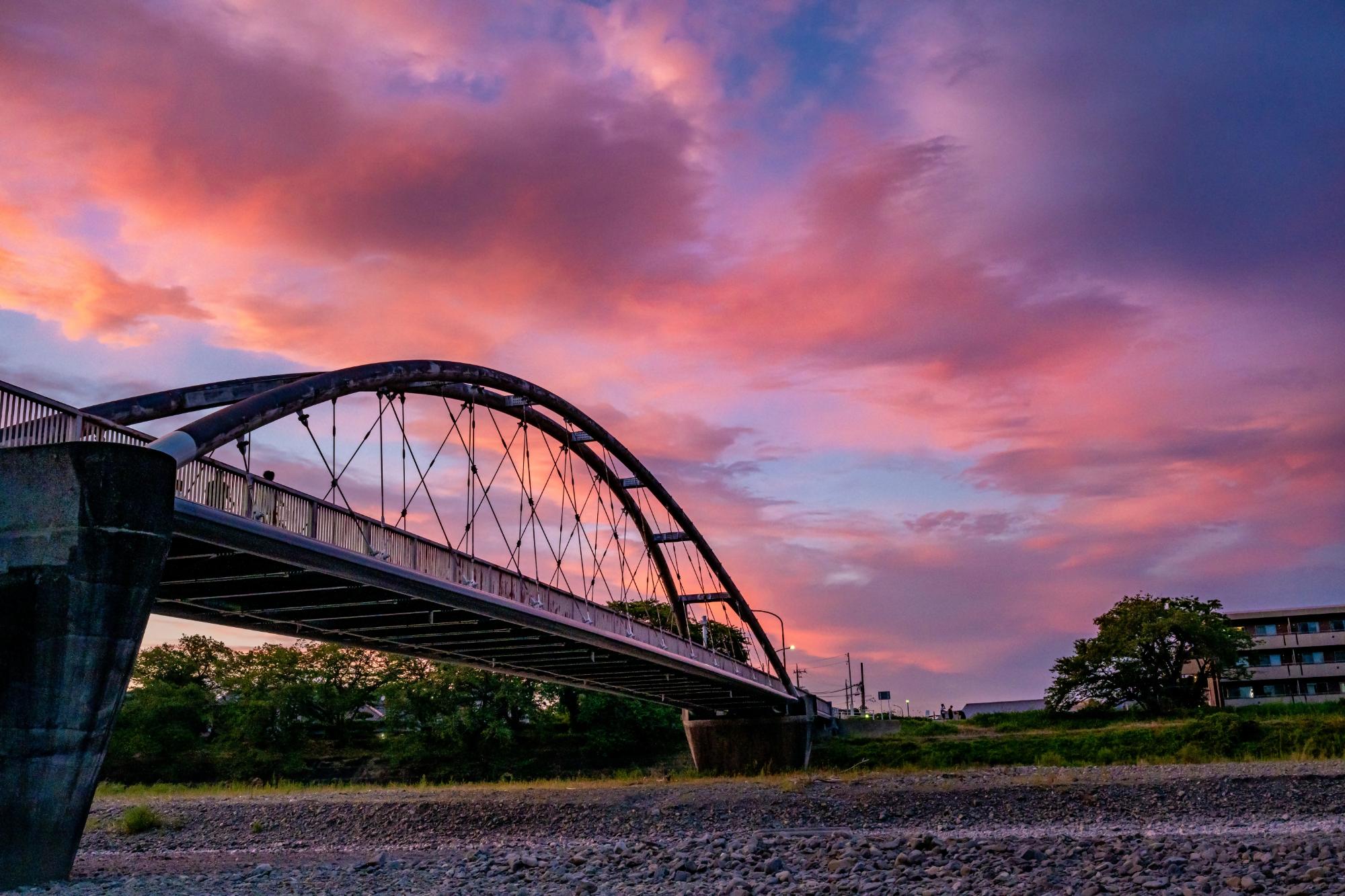 入賞 「花火前の爆焼け」