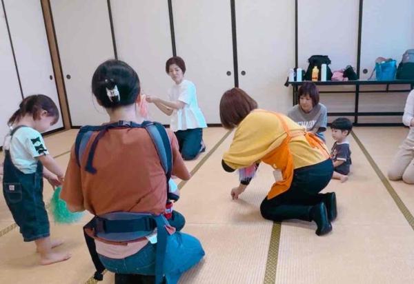 親子リトミックの様子